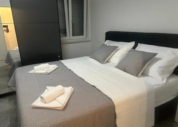 Apartman Tini 2